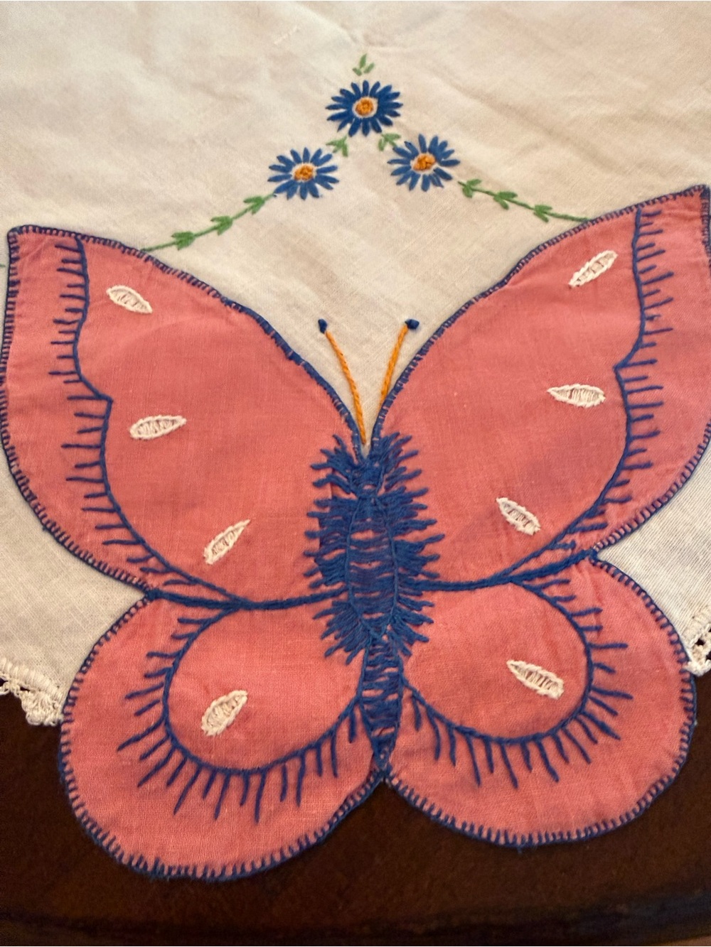 Vintage Table cloth Hand-Embroidered Pink Butterfly Linen - Picture 2 of 5